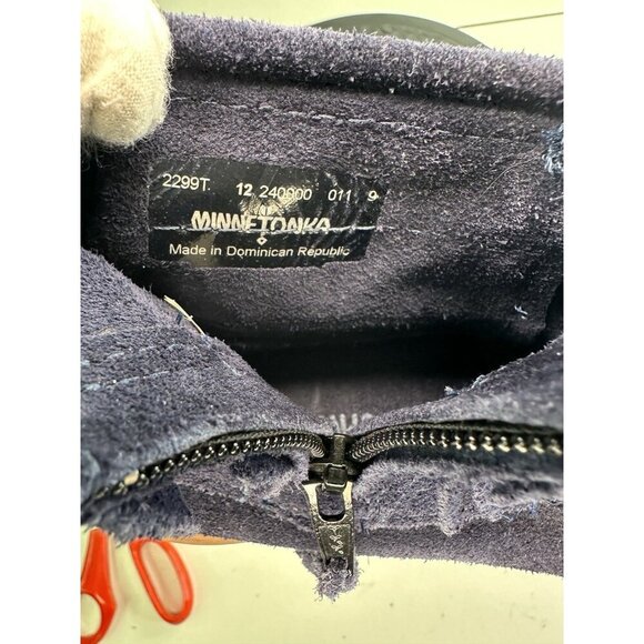 Minnetonka Moccasins Navy 2299T Size 12 - Picture 3 of 7